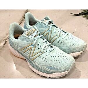 New Balance Fresh Foam 860v12 Women's Size 10 B Running Shoes Pale Blue Chill